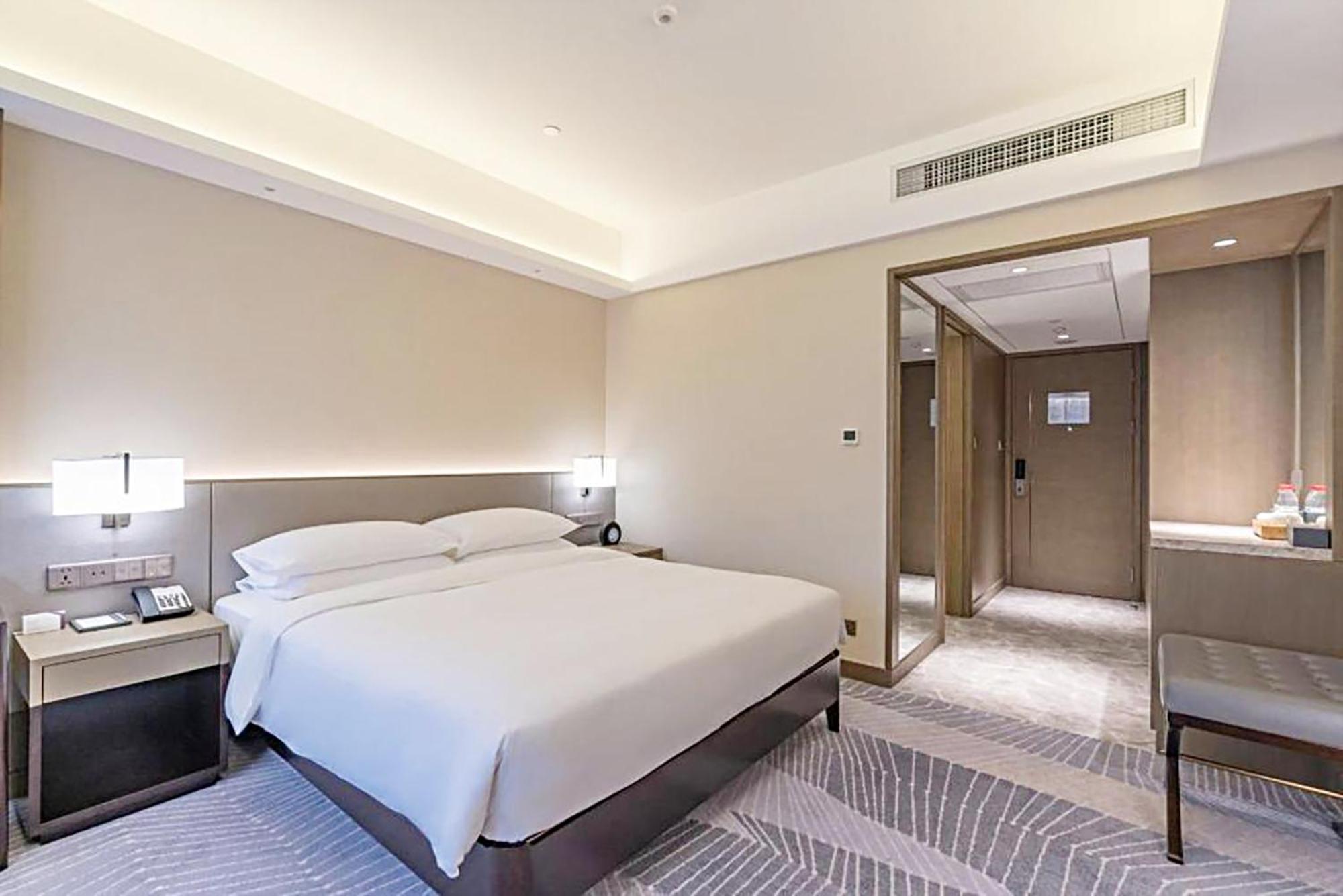 Hyatt Regency Metropolitan Chongqing Exterior foto